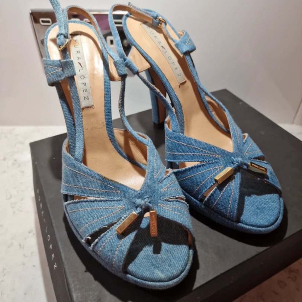 Pura Lopez Portia Denim Shoe Size 41 with gold finishes with box